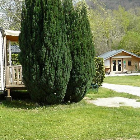 Camping Le Rey Louvie Juzon Luaran gambar