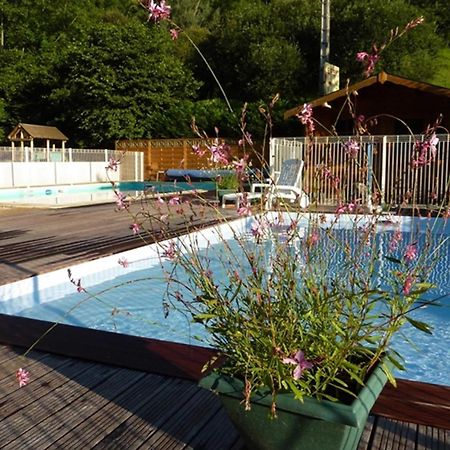 Camping Le Rey Louvie Juzon Luaran gambar