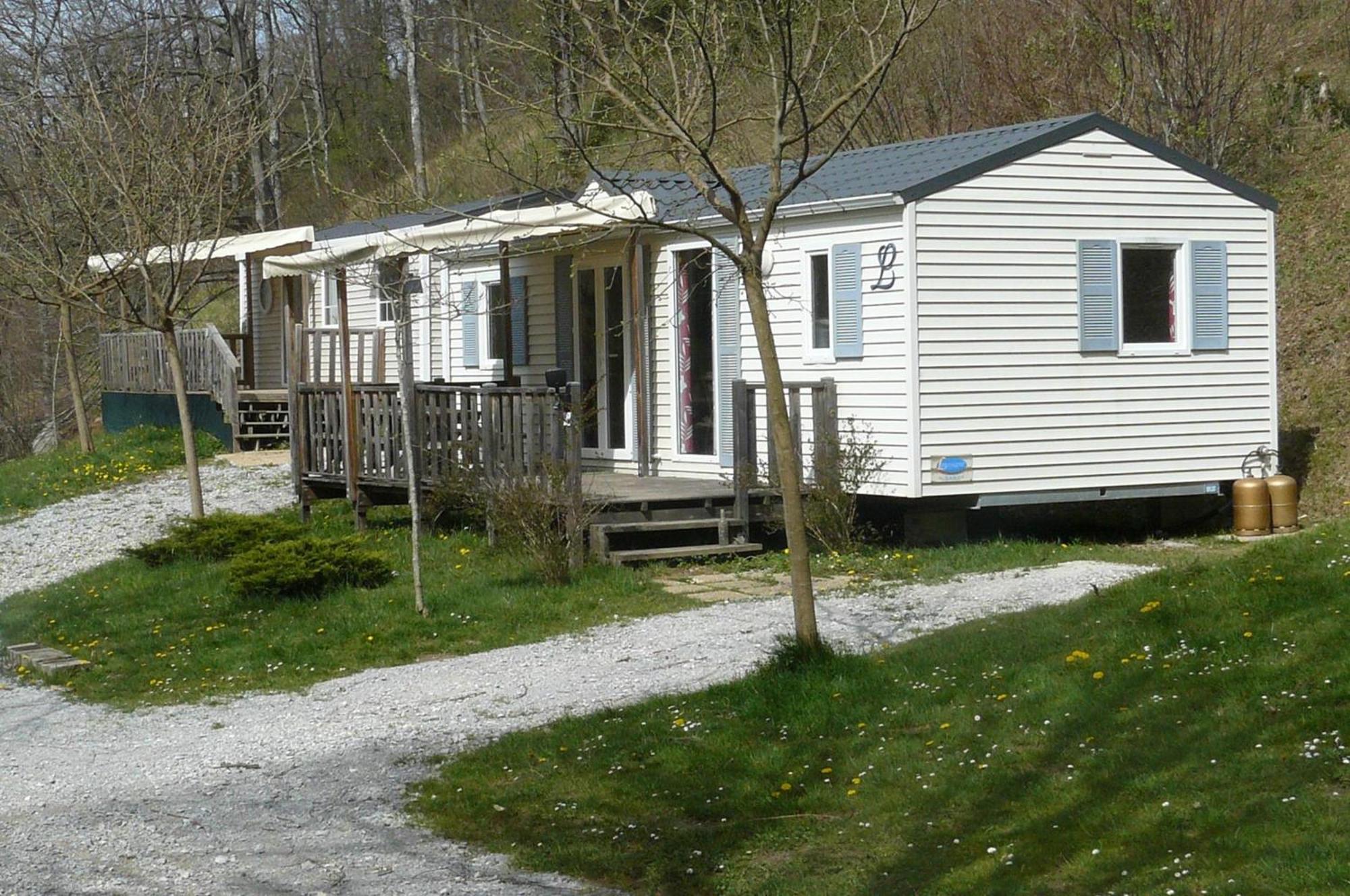 Camping Le Rey Louvie Juzon Bilik gambar