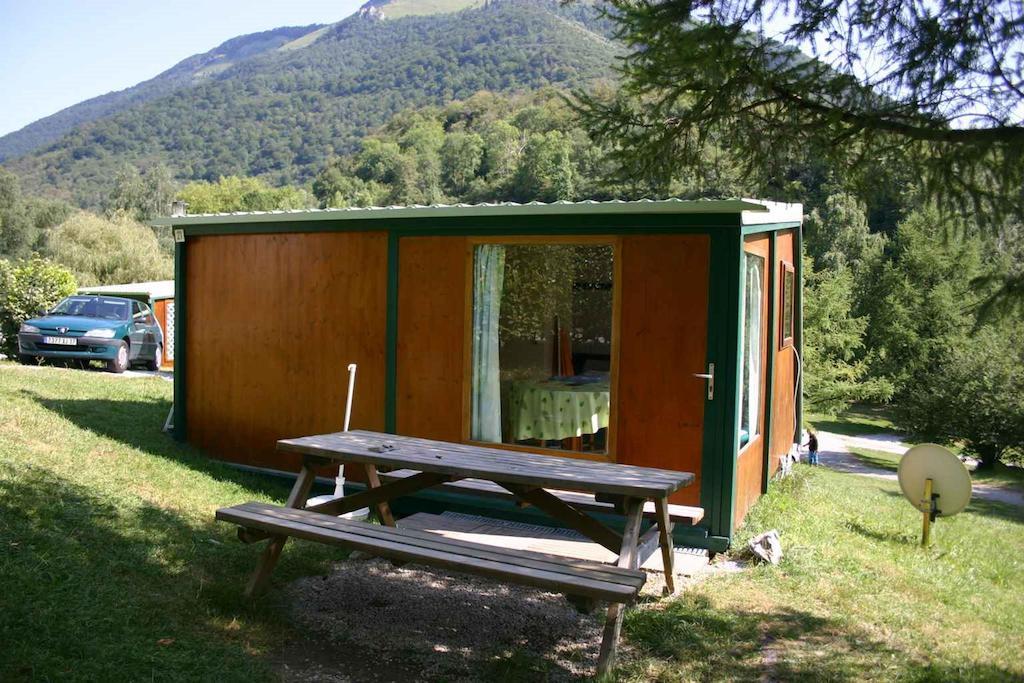 Camping Le Rey Louvie Juzon Bilik gambar