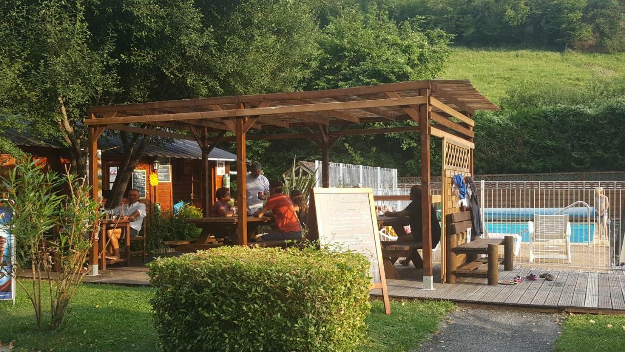 Camping Le Rey Louvie Juzon Luaran gambar